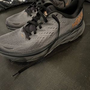 Hoka size 11 womens shoe